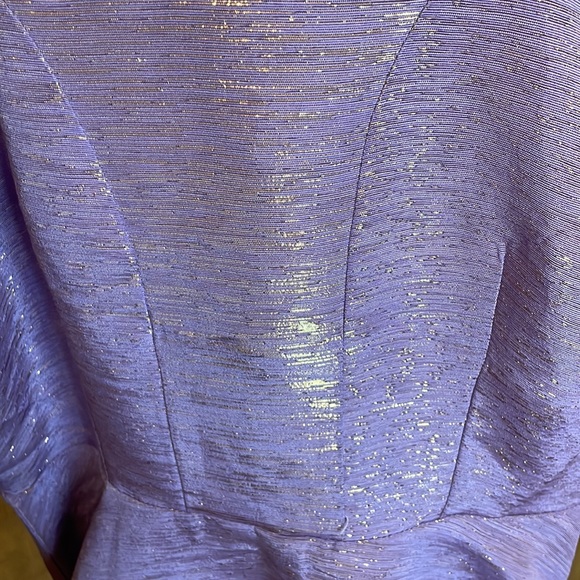 5 for $25🎉
Ax Paris purple and gold fit and flare dress size 10 - Picture 3 of 11